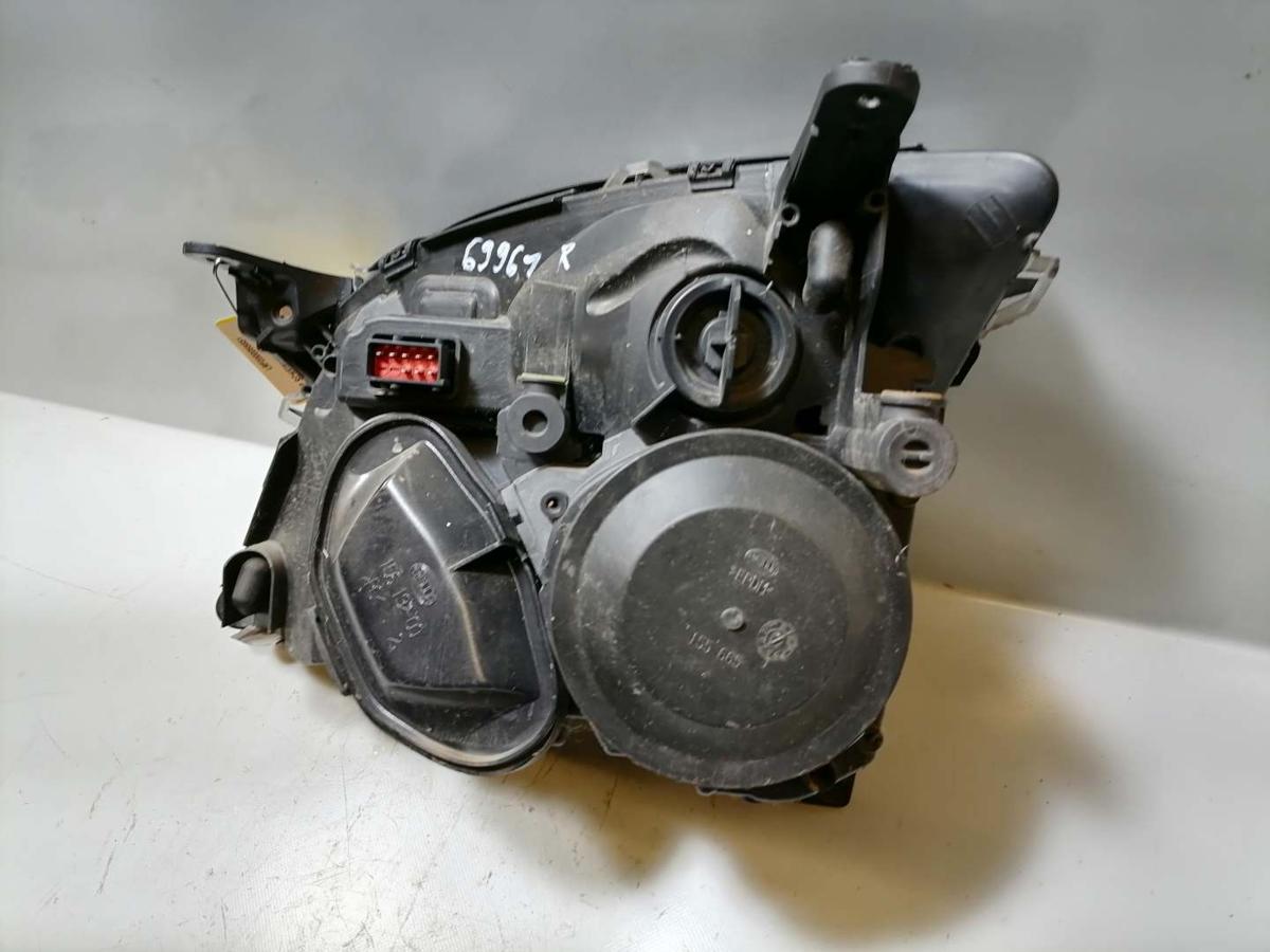 Opel Vectra C Bj.2004 original Scheinwerfer vorn rechts Halogen